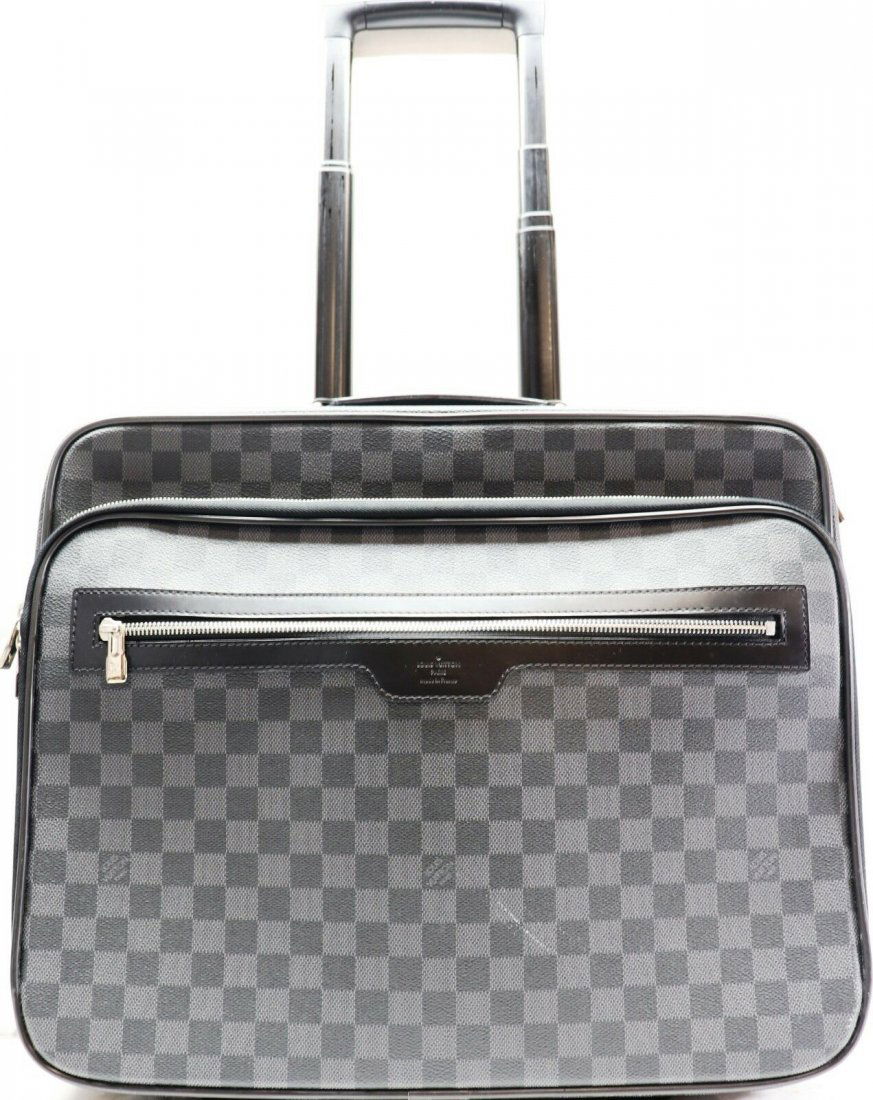 louis vuitton pilot case