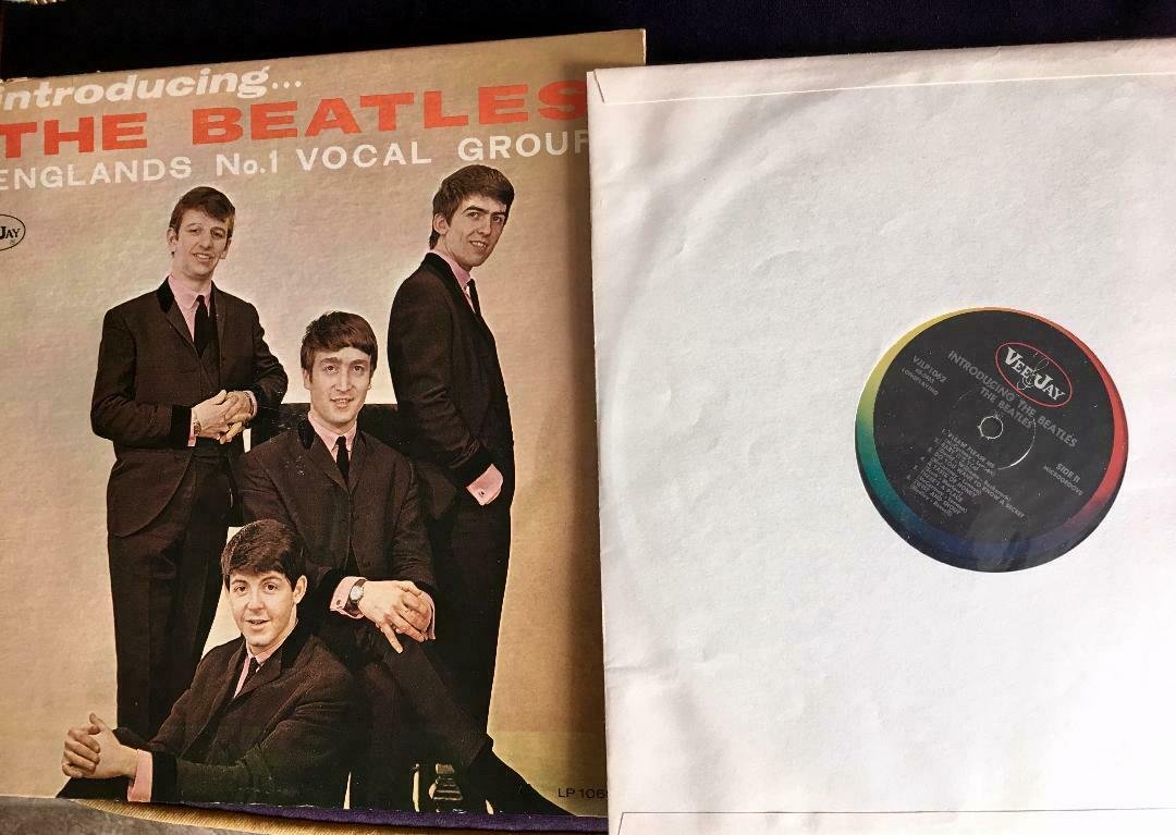 BEATLES INTRODUCING VEE JAY 1964 OvalLABEL VINYL RECORD: BEATLES INTRODUCING VEE JAY VJLP1062 RARE OVAL LABEL VINYL RECORD ALBUM LPRare Original 1964 Introducing The Beatles record Vee Jay VJLP1062 Longplaying (one word) Microgroove. Etched date on matrix 2