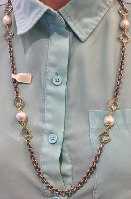 David Yurman 18K Gold Sterling Silver Pearl Necklace: David Yurman Topaz and Tahitian Pearl 18K Yellow Gold and 925 Sterling Silver Necklace. 32" length. In house shipping to continental US $15.