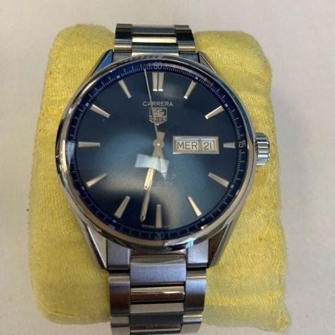 TAG HEUER CALIBRE 5 WAR201E.BA0723 Watch: Brand: Tag Heuer MPN: WAR201E.BA0723 Model: Carrera Caliber 5 Day-Date Movement: Automatic watch Face & Bezel Color: Blue Case color: Skeleton Case Material: Stainless Band Material: Stainless Draft s