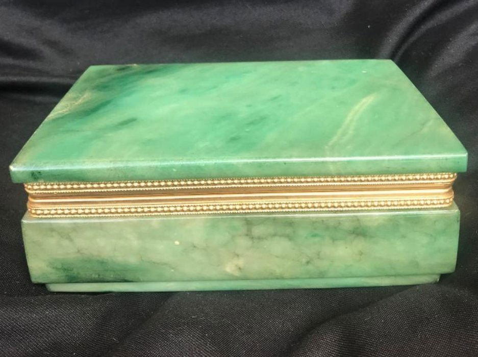 Malachite and Gilt Brass Large Trincket Box (1 of 9)