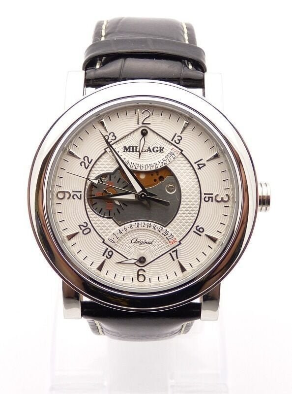 New MILLAGE KENT Men's Watch Model 2926 Dual Time Date: New MILLAGE KENT Men's Watch Model - 2926 Dual Time Date. Case Diameter: - 45mm. Thickness: - 15mm. Water resistant: - 50m. Stainless steel and leather. In house shipping is available, buyer pays ship