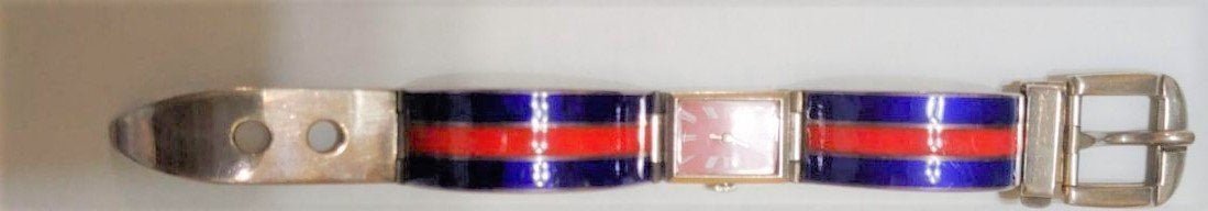 Rare Vintage GUCCI Sterling Silver Enamel Ladies Watch: Rare Vintage GUCCI 925 Sterling Silver and Red and Blue Enamel Ladies Watch. Made in Italy. In house shipping is available, buyer pays shipping cost.