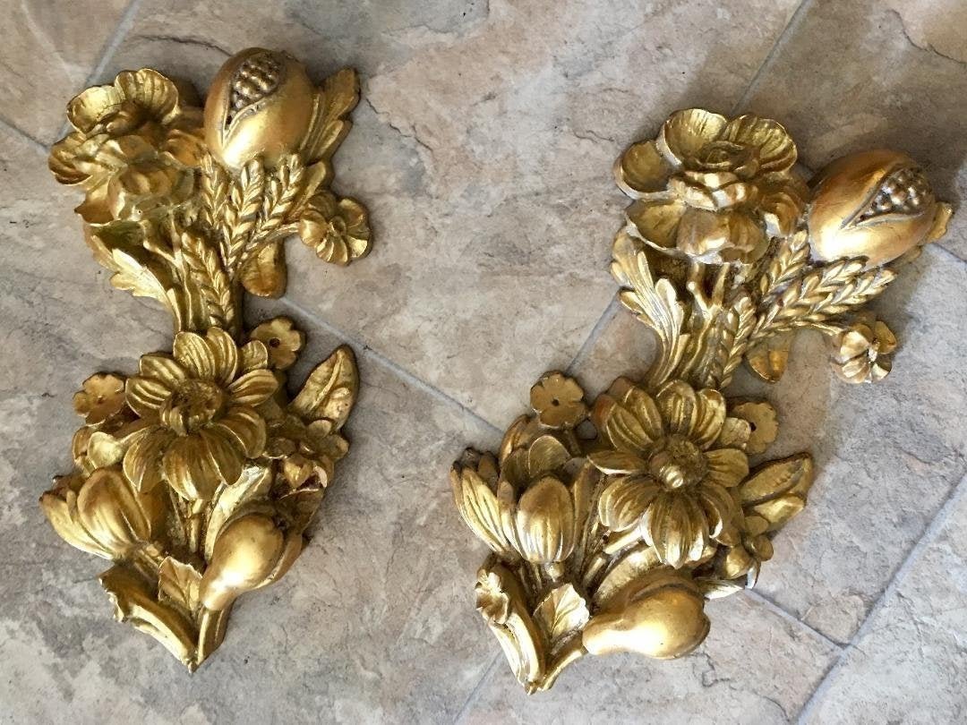 VINTAGE French Style Gilded Large Wall Wood Sconces: Beautiful pair of VINTAGE hand Carved French Style Gilded Wood large Wall Sconces.MEASURES 13" x 8" x 3.5" inches . In house shipping to continental US $30.