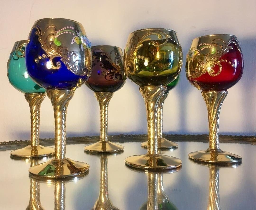 Venetian Murano Raised Floral Cameo 6 Wine Glasses 24k: Vintage Murano raised floral cameo different colors Hand Painted with 24k gold wine glass. Beautiful pieces, hand painted. Made in Italy. In excellent condition. All gold in very good condition , no w