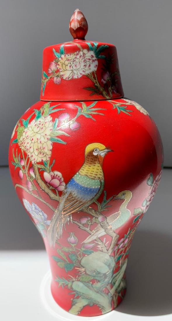 Fine and Rare Family Rose Ruby Chinese vase with Cover (1 of 7)
