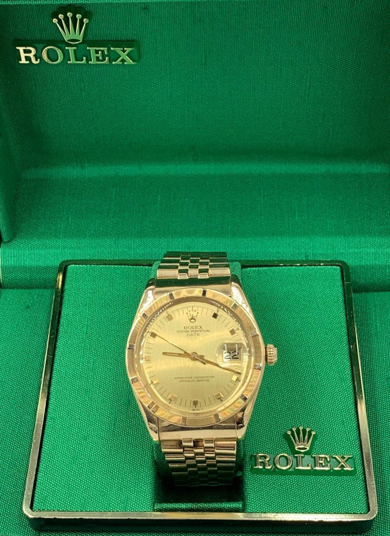 Vintage Rolex Oyster Perpetual Date 18 kt Gold Ref.1501 (1 of 6)