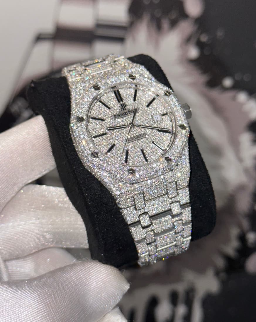 Custom Audemars Piguet Royal Oak 15400ST Full Diamond W: Custom Audemars Piguet Royal Oak 15400ST Full Diamond Watch Comes with Box & Appraisal -- Custom Audemars Piguet Royal Oak 15400ST Full Diamond Watch Comes with Box & Appraisal #PAPPS18302v8