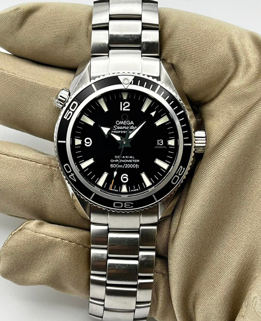 Omega Planet Ocean Comes with Box & Papers: Omega Planet Ocean Comes with Box & Papers -- Omega Planet Ocean Comes with Box & Papers #PAPPS18332v8