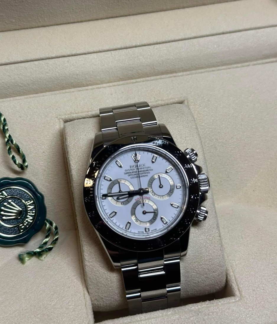 Rolex Daytona Steel Bezel Comes with Box & Papers: Rolex Daytona Steel Bezel Comes with Box & Papers -- Rolex Daytona Steel Bezel Comes with Box & Papers #PAPPS13205v11