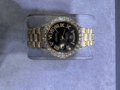 Used Custom Rolex 36mm DayDate w/ 23.50 cttw Diamond (G-H, SI1-SI2) comes w: Used Custom Rolex 36mm DayDate w/ 23.50 cttw Diamond (G-H, SI1-SI2) comes with box and appraisal #PAPPS97693v7