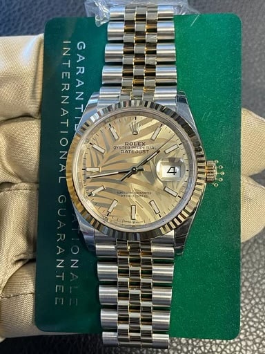Brand New 2022 Oysterperpetual Rolex 36mm Gold Dial Comes with box and cert (1 of 1)