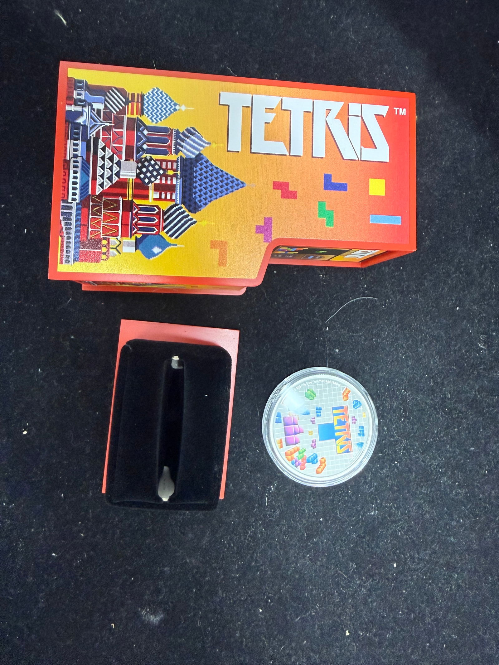 Collectible NIUE 1 of 3000 Mitage Limited Edition 1 Ounce Pure Silver Tetris Coin .999: Collectible NIUE 1 of 3000 Mitage Limited Edition 1 Ounce Pure Silver Tetris Coin .999 #PAPPS98353v15