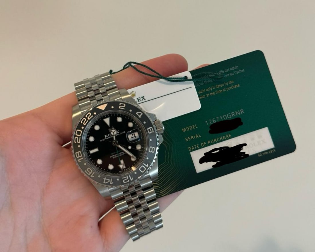 Rolex GMT Master Burce Wayne Jubilee 126710grnr Comes with Box & Papers: Rolex GMT Master Burce Wayne 126710grnr Comes with Box & Papers #PAPPS23485v15