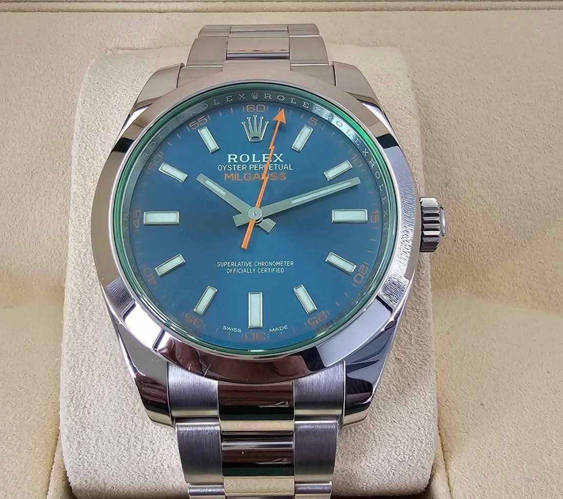 Rolex 116400gv Milgauss Comes with Box & Papers: Rolex 116400gv Milgauss Comes with Box & Papers #PAPPS19781v8