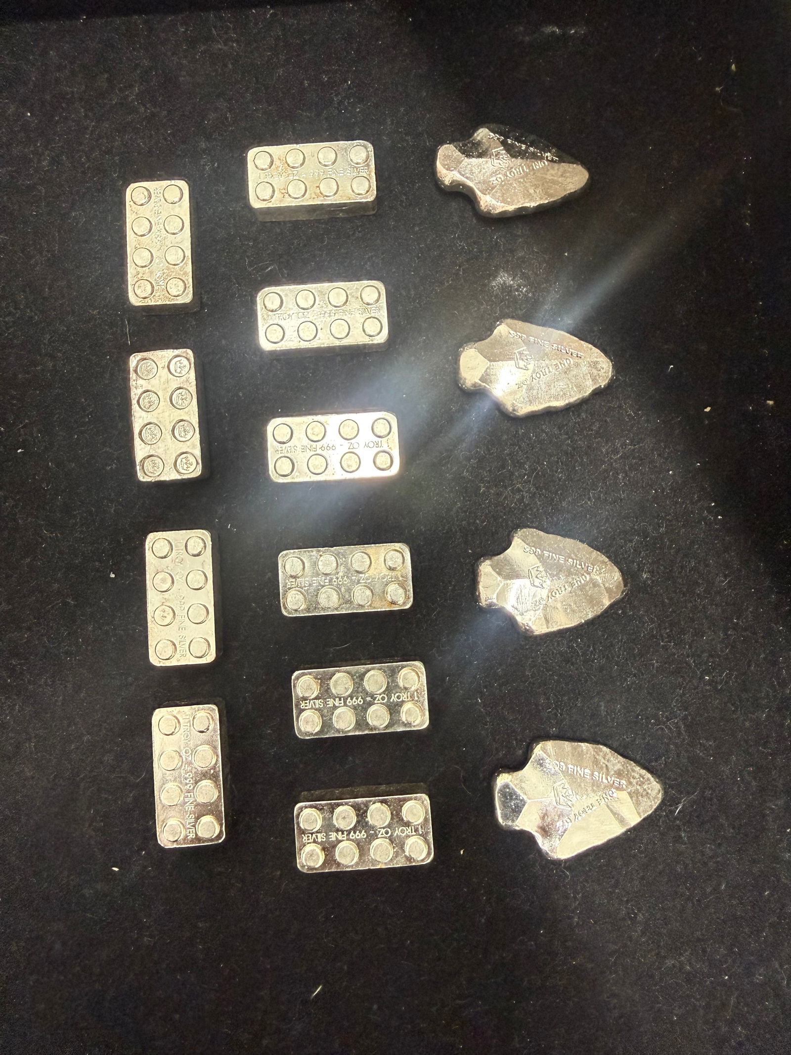 Lot Of 1 Ounce Pure Silver Arrow Head And Building Block Bars .999 14 Piece: Lot Of 1 Ounce Pure Silver Arrow Head And Building Block Bars .999 14 Pieces #PAPPS98465v15
