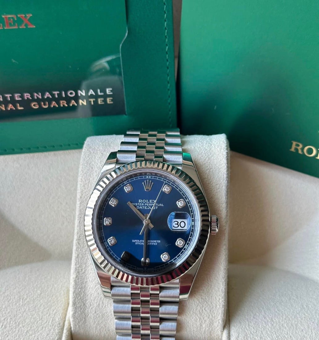 Brand New Two-Tone Gold Rolex Datejust Ref 126334 w/ Factory Diamonds Comes (1 of 1)