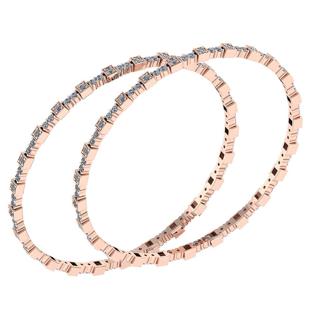 Certified 4.50 Ctw Diamond VS/SI1 Bangles 14K Rose Gold Made In USA: Center Stone Approx Weight: 4.50 Ctw (150 Pcs Round) Center Stone Color: White G-H Diamond Stone Clarity: VS/SI1 Stone Setting: Prong Metal Approx Weight: 19.50 Gram Bangles Size: 57 mm 225 Inches 14K