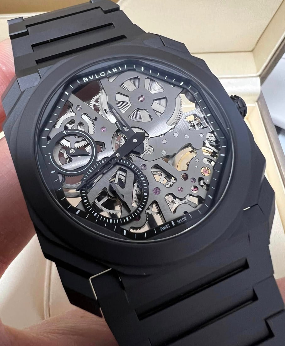 Bvlgari Ref 103126 Watch comes with Box & Papers: Bvlgari Ref 103126 Watch comes with Box & Papers #PAPPS18281v8
