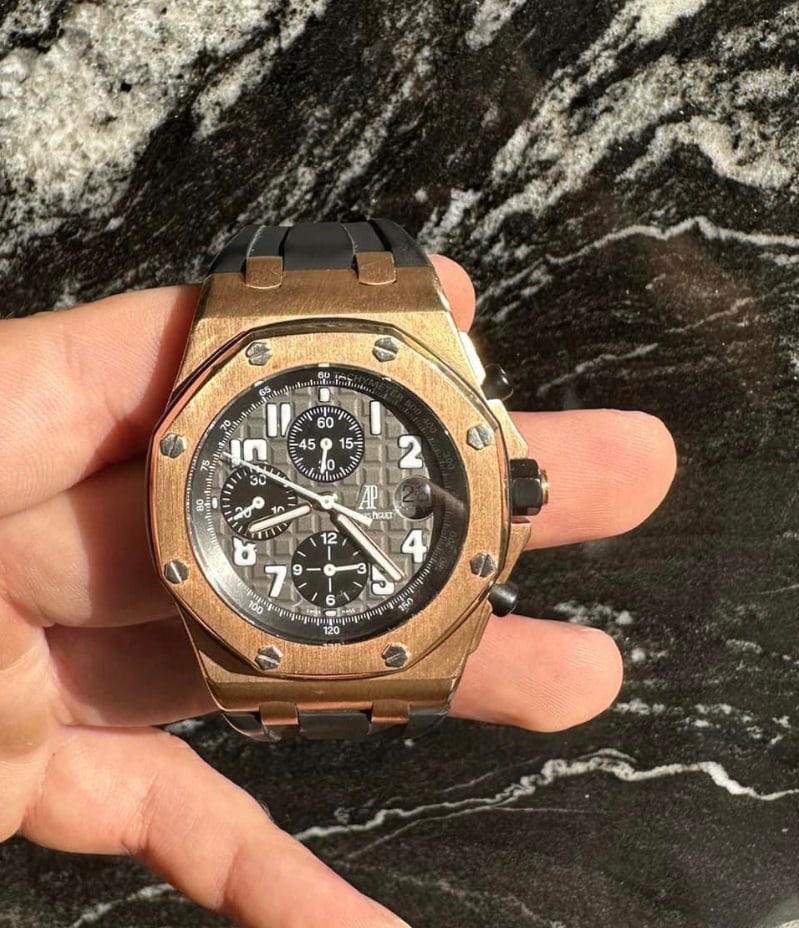 Audemars Piguet 259400K Comes with Box & Papers: Audemars Piguet 259400K Comes with Box & Papers #PAPPS18303v8