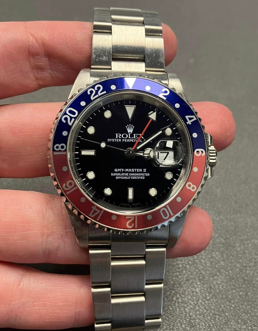 Used GMT Master II Comes with Box & Papers: Used GMT Master II Comes with Box & Papers #PAPPS18293v8