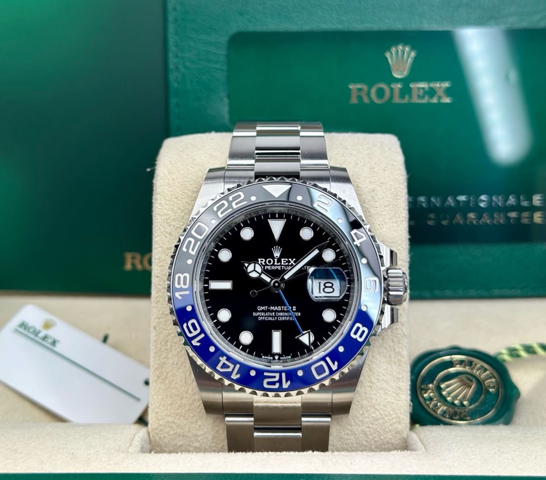 GMT-MASTER II Rolex Batman Comes With Box & Papers: GMT-MASTER II Rolex Batman Comes With Box & Papers #PAPPS23481v15