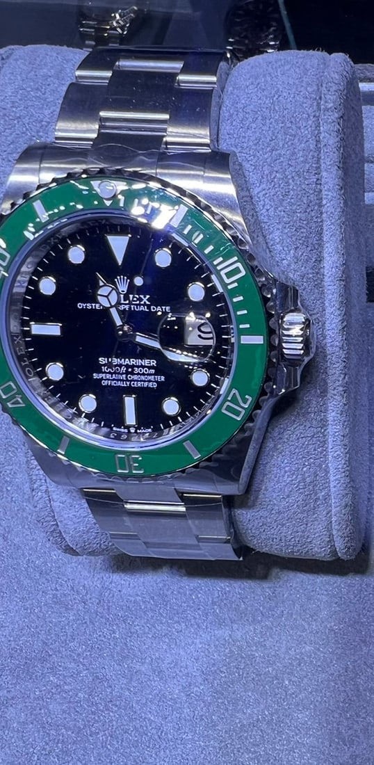 BRAND NEW ROLEX SUBMARINER STARBUCKS COMES WITH BOX AND PAPER 40MM: BRAND NEW ROLEX SUBMARINER STARBUCKS COMES WITH BOX AND PAPER 40MM #PAPPS90460v7