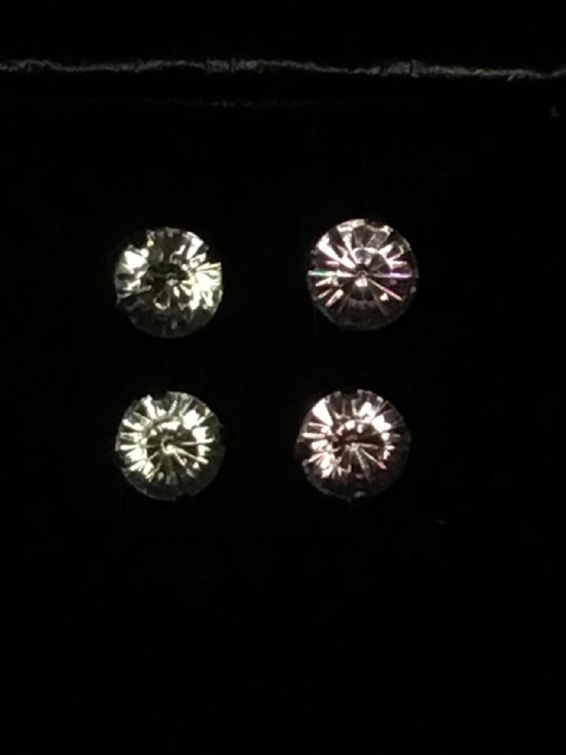 Set of two pierced earrings (1 of 1)