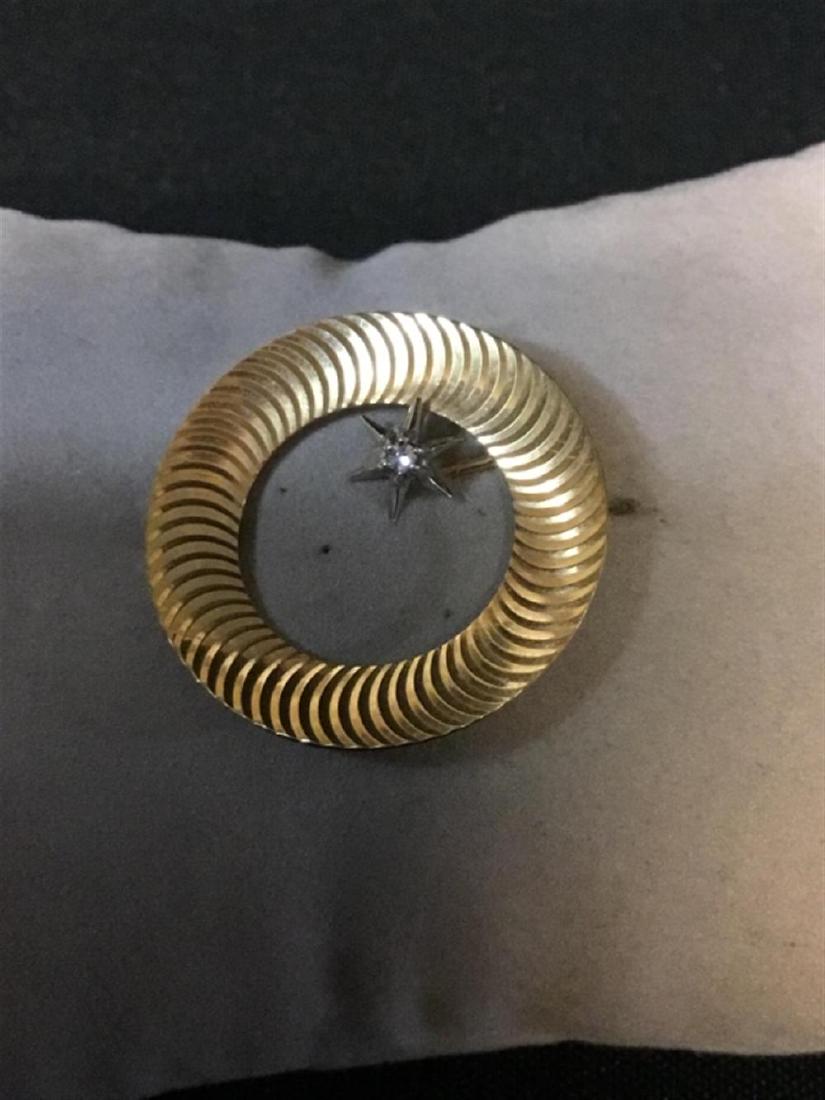 14 karat yellow gold brooch with Diamond (1 of 1)