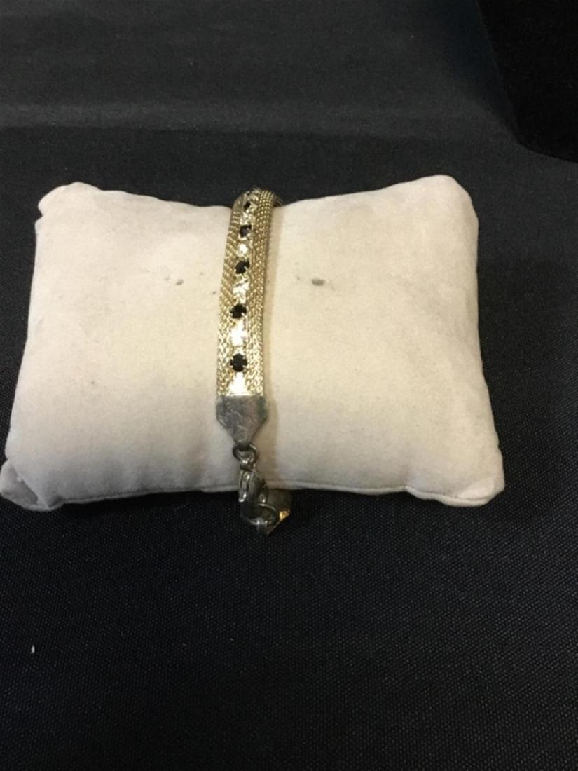 Beautiful silver toned bracelet (1 of 1)