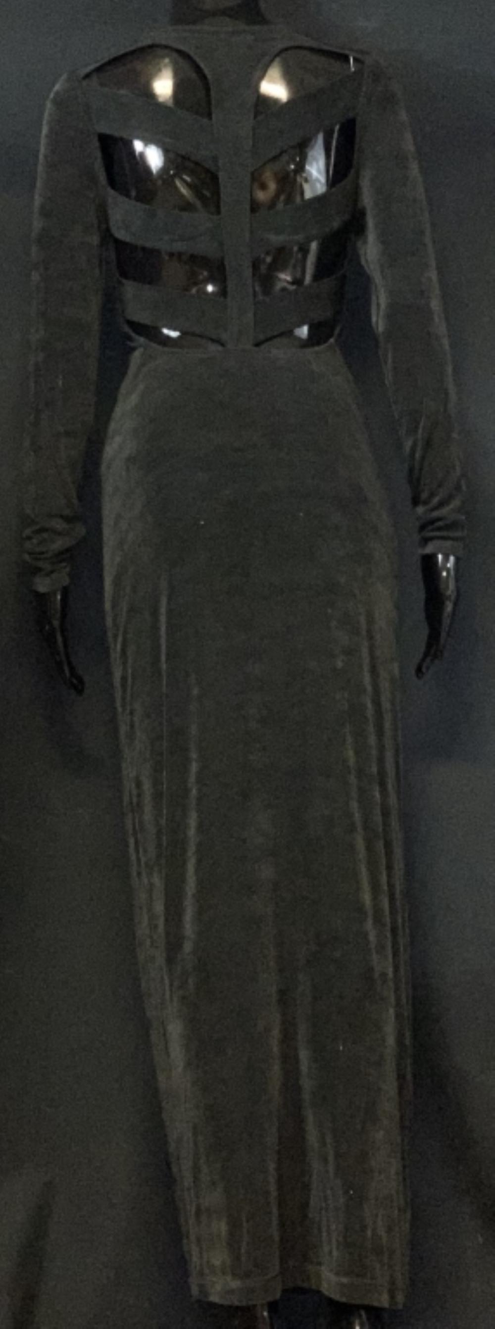 Underworld: Evolution (2006) - Elders Dress (1 of 3)