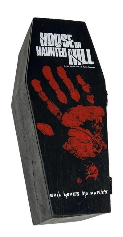 House on Haunted Hill (1999) - Promotional Coffin and T-Shirt (Joel Silver) (1 of 4)