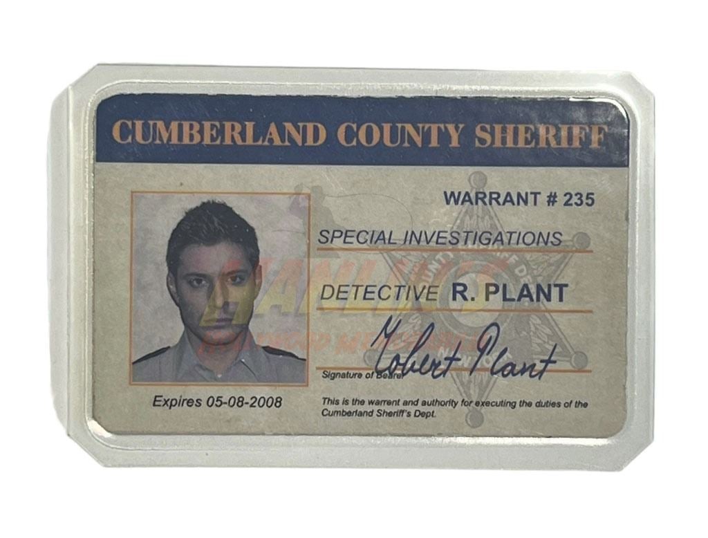 Supernatural (2005 - 2020) - Dean (Jensen Ackles) Robert Plant Cumberland Detective ID: Supernatural (2005 - 2020) - Dean (Jensen Ackles) Robert Plant Cumberland Detective ID.Comes with a COA co-signed by the show's prop fabricator.Original production made hero laminated Cumberland Count