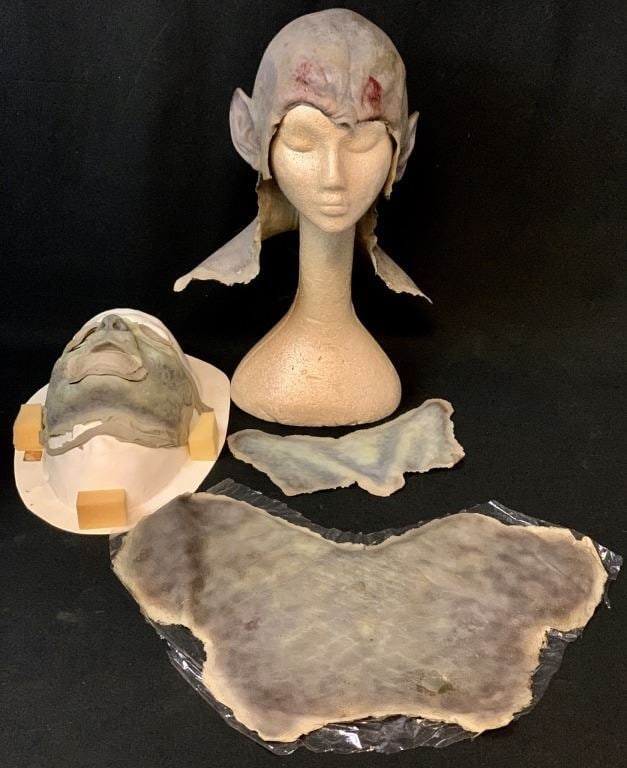 Underworld: Evolution (2006) - "Michael" (Scott Speedman) 5-Piece Appliance Collection: Underworld: Evolution (2006) - "Michael" (Scott Speedman) 5-Piece Appliance Collection. Original set of 5 appliances used by "Michael", played by Scott Speedman in the action horror film 'Underworld: