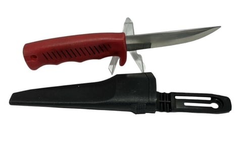 Adrift (2018) - Tami Oldham (Shailene Woodley) Fish Knife