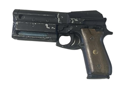 Almost Human (2013-2014) - Reinhardt (Tim Kelleher) Taurus PT92AF