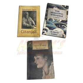 Fahrenheit 451 (2018) - Set of 3 Prop Books