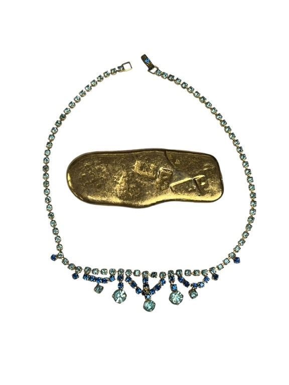 The Goonies (1985) - Gold Ingot And Necklace From One-Eyed Willy's Treasure (1 of 4)