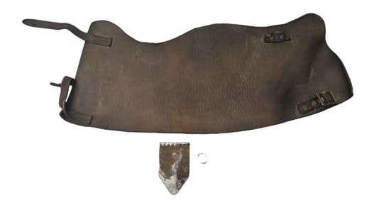 The Lord of the Rings (2001-2003) - Orc leather Armor Piece