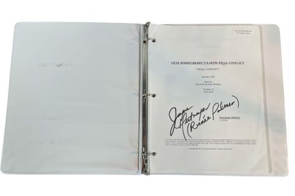 Earth: Final Conflict (1997-2002) - Jayne Heitmeyer (Renee Palmer) Signed Script