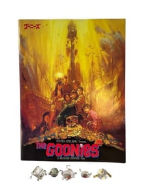 The Goonies (1985) - Pirate Treasure Crystals From One-Eyed Willy's Treasure + Asian Pressbook