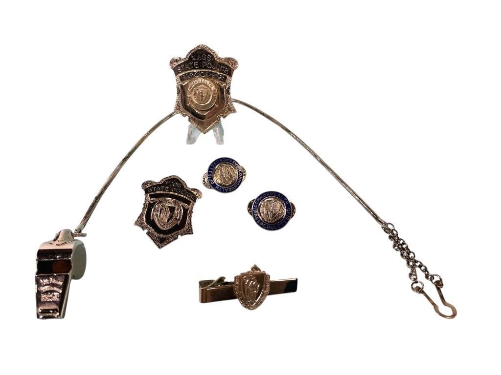 The Departed (2006) - Colin Sullivan (Matt Damon) Police Prop Collection: The Departed (2006) - Colin Sullivan (Matt Damon) Police Prop Collection.Original police prop collection including his badge, whistle etc used by "Colin Sullivan", played by Matt Damon in the producti