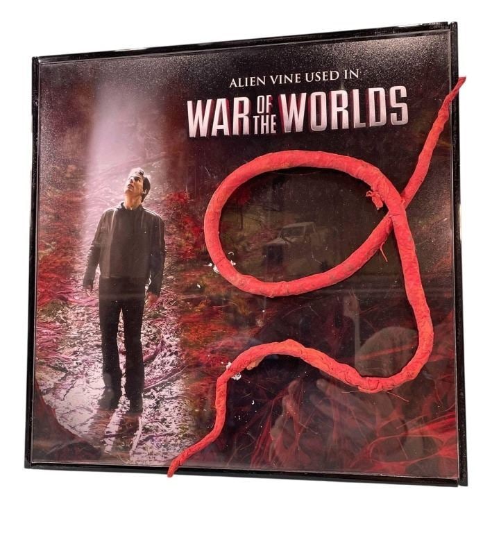 War of the Worlds (2005) - Alien Vine With Custom Display (1 of 5)