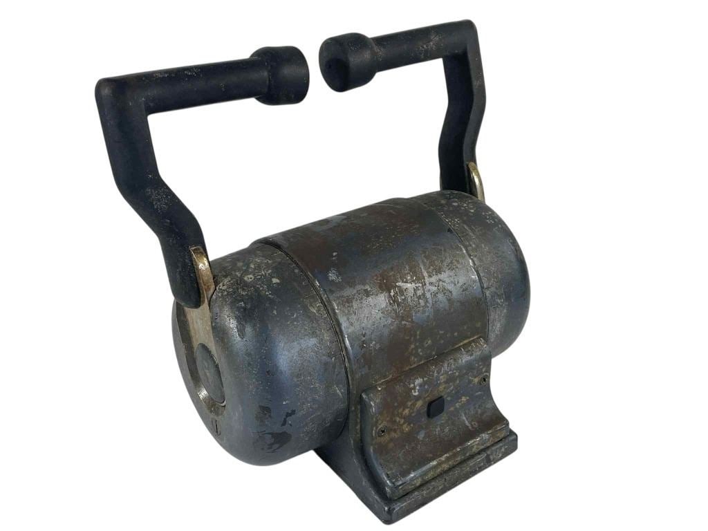 Battlestar Galactica (2004 - 2009) - Airlock Handle: Battlestar Galactica (2004 - 2009) - Airlock Handle.This is the airlock handle from the airlock that Galen Tyrol brings Laura Rosin, Admiral William Adama, and Gaius Baltar to in Season Four's The Oat