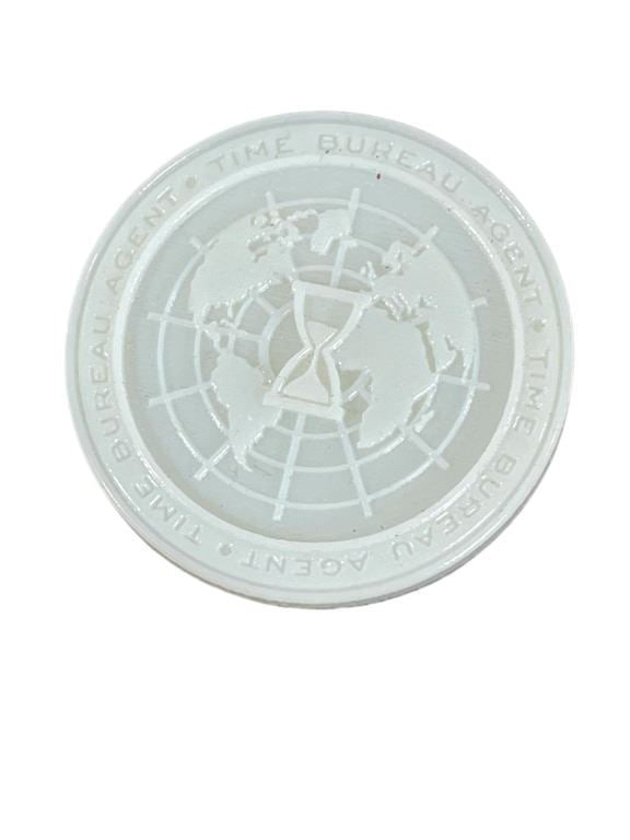 Legends of Tomorrow (2016-2022) - Time Marshall Medallion - First Edition Print: Legends of Tomorrow (2016-2022) - Time Marshall Medallion - First Edition Print.Made of resin.Original first edition print of a "Time Marshall" medallion made for pre-production on the time travel sup