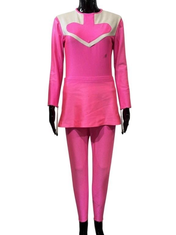 Power Rangers Time Force (2001) - Pink Ranger Jumpsuit (Tomohiko Akiyama): Power Rangers Time Force (2001) - Pink Ranger Jumpsuit (Tomohiko Akiyama).Original Pink Ranger jumpsuit worn on the production of the superhero television series 'Power Rangers Time Force' (2001), whi
