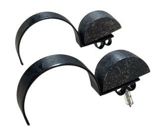 The Flash (2014-2023) - Iris (Candice Patton) Earrings (Season 8)