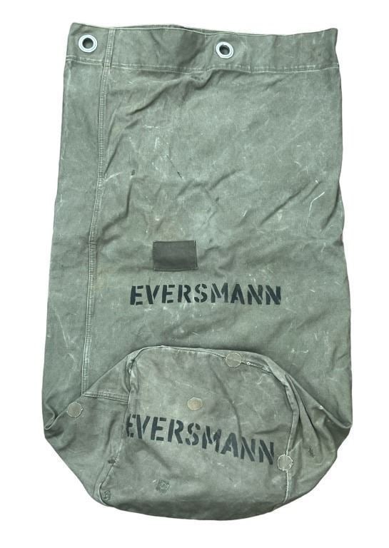 Black Hawk Down (2001) - Eversmann (Josh Hartnett) Military Duffle Bag: Black Hawk Down (2001) - Eversmann (Josh Hartnett) Military Duffle Bag.Original military duffle bag used by "Eversmann", played by (Josh Hartnett) in the Ridley Scott directed war film 'Black Hawk