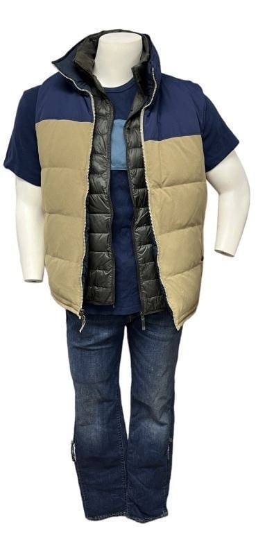 Child's Play (2019) - Pugg (Ty Consiglio) 4 Piece Costume: Child's Play (2019) - Pugg (Ty Consiglio) 4 Piece Costume.Original 4 piece costume worn by "Pugg", played by Ty Consiglio on the production of the Lars Klevberg directed horror film 'Child's Play'