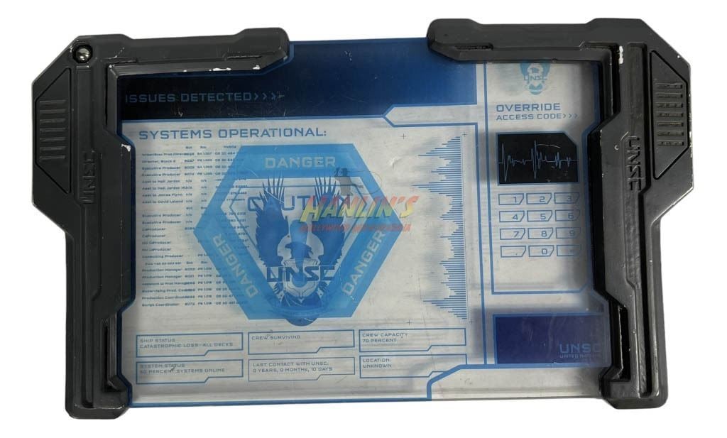 Halo (2022) - Data Padd: Halo (2022) - Data Padd.Made of resin and acrylic.Original data padd used in the production of the Kyle Killen and Steven Kane created military science fiction television series 'Halo' (2022), based